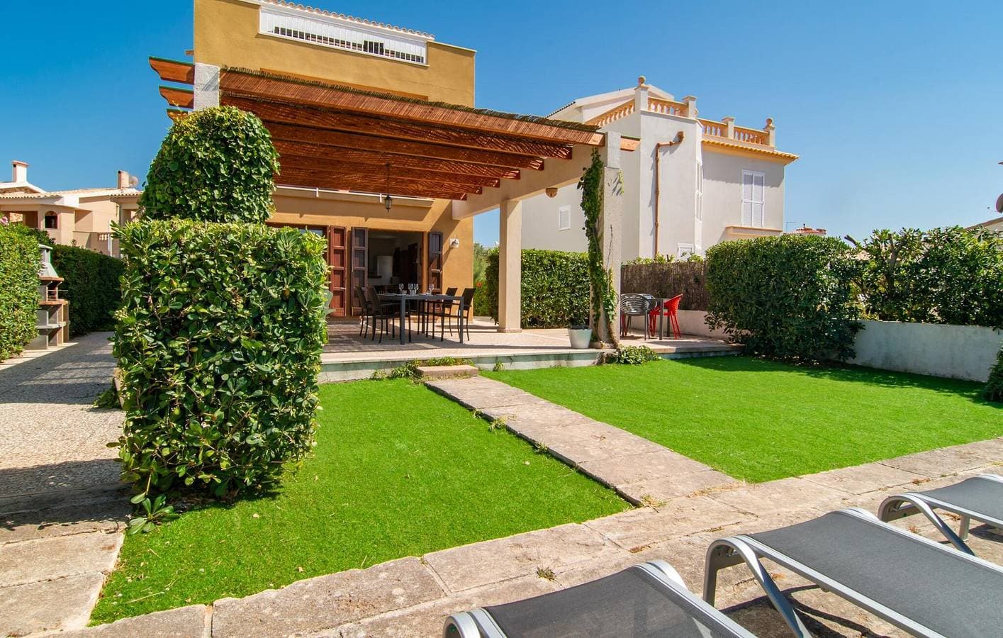 Foto 7 von 41: Apartment mit Meerblick, WiFi, AC & BBQ, 1,5km zum Strand