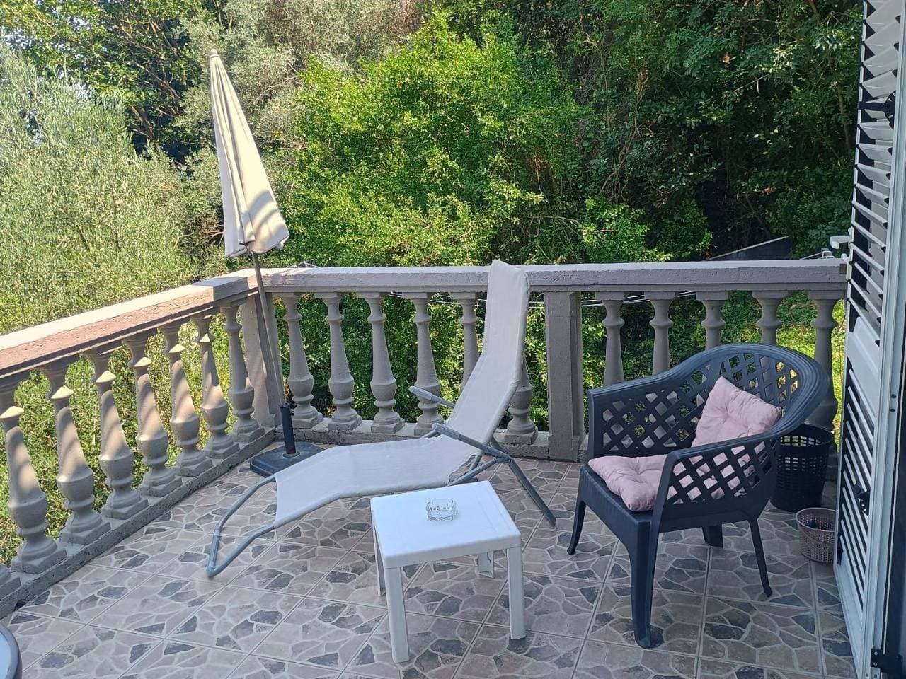Foto 7 von 40: Studio Apartment with Balcony