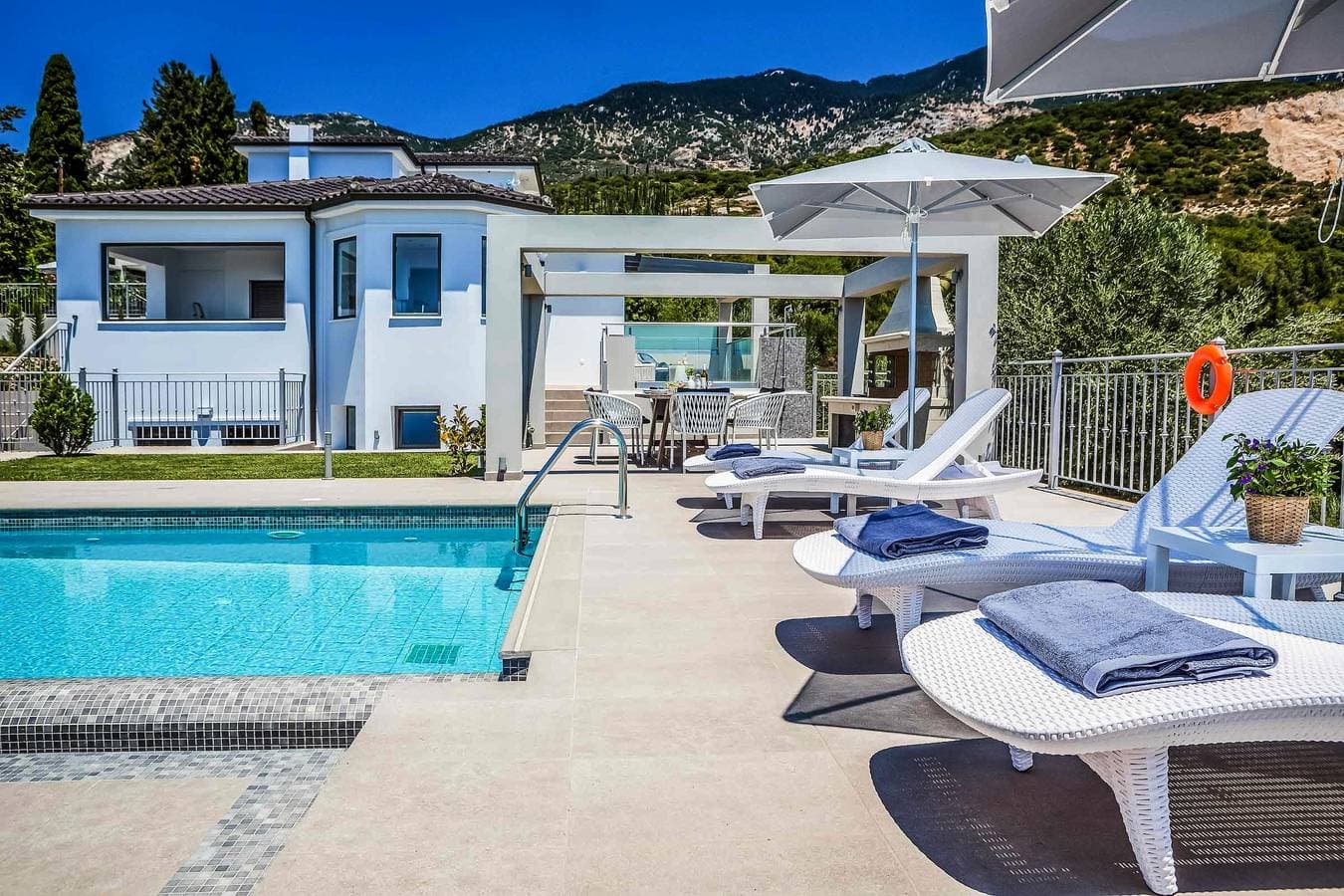 Foto 2 von 27: Villa Aris