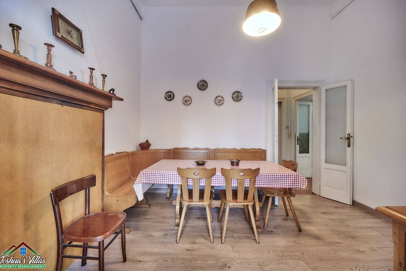 Foto 8 von 42: Villa für 8 Personen mit Garten
