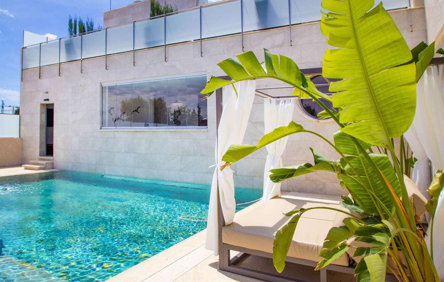 Foto 7 von 61: Gemütliches Apartment mit Pool, AC & BBQ in der Nähe des Stadtzentrums