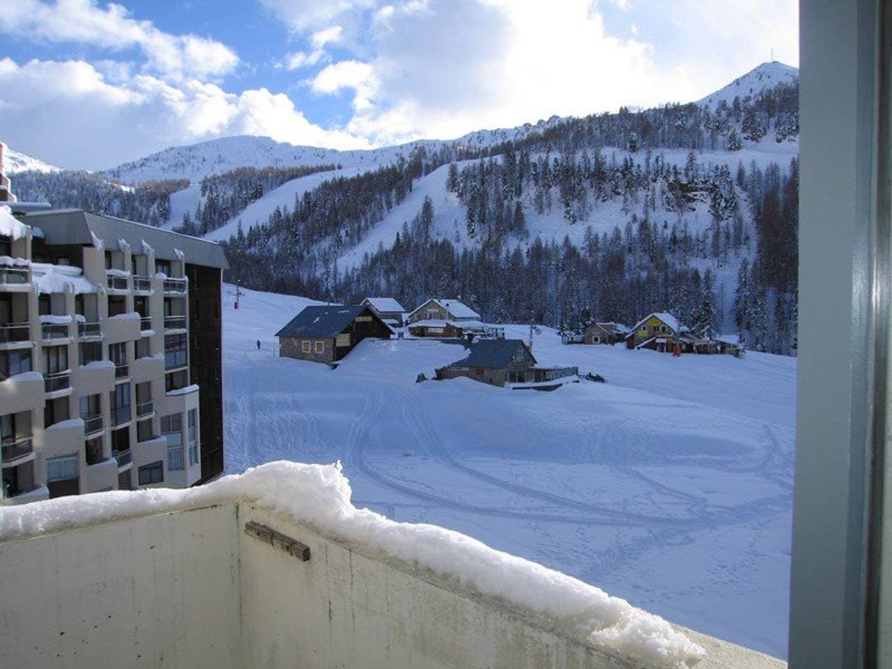 Foto 9 von 11: Studio für 4, Südbalkon, direkt an den Pisten