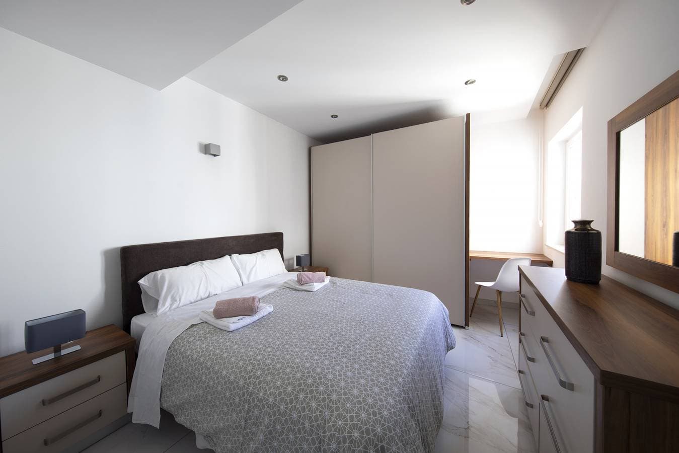 Foto 3 von 27: Ferienwohnung für 6 Personen mit Balkon