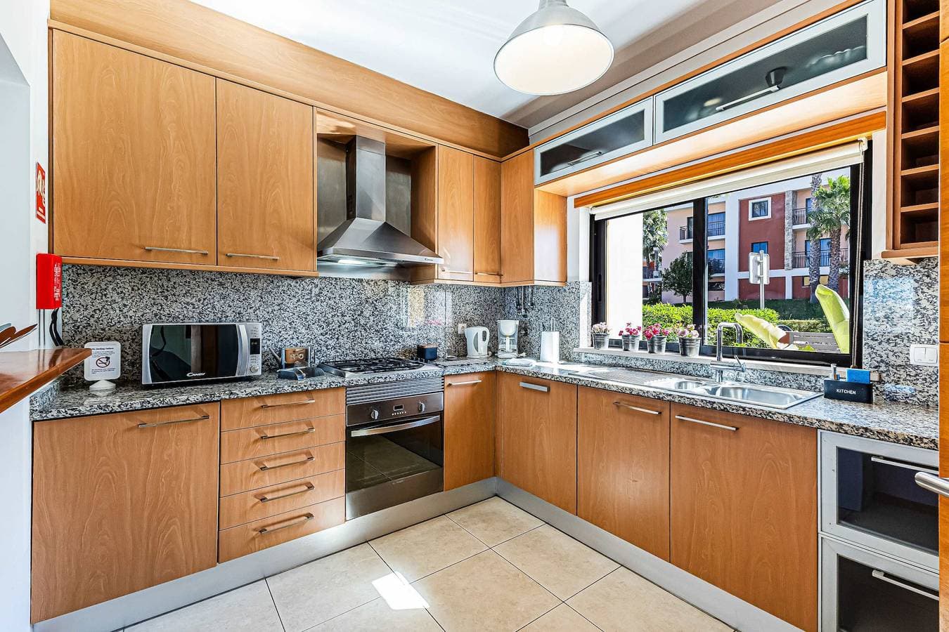 Foto 6 von 33: Ferienhaus für 8 Personen mit Pool