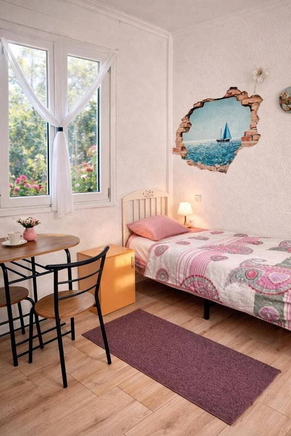 Foto 4 von 24: One-Bedroom House