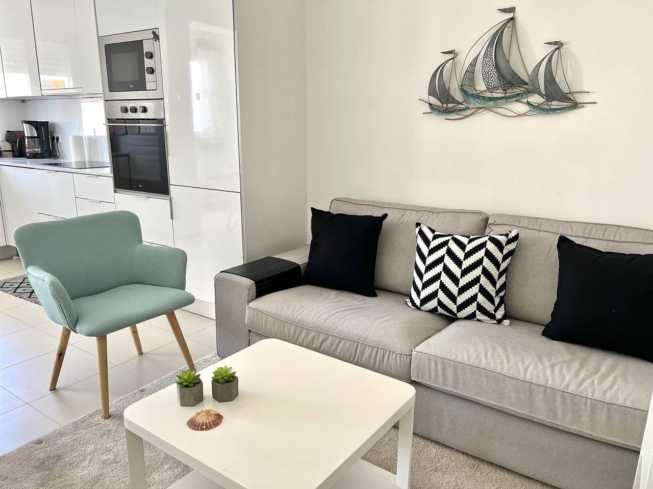 Nutmeg - Sea view - by Hd Properties 1