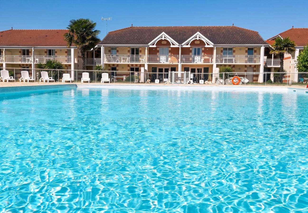 Freundliches Apartment Le Verdon 35 m² Schwimmbad 1