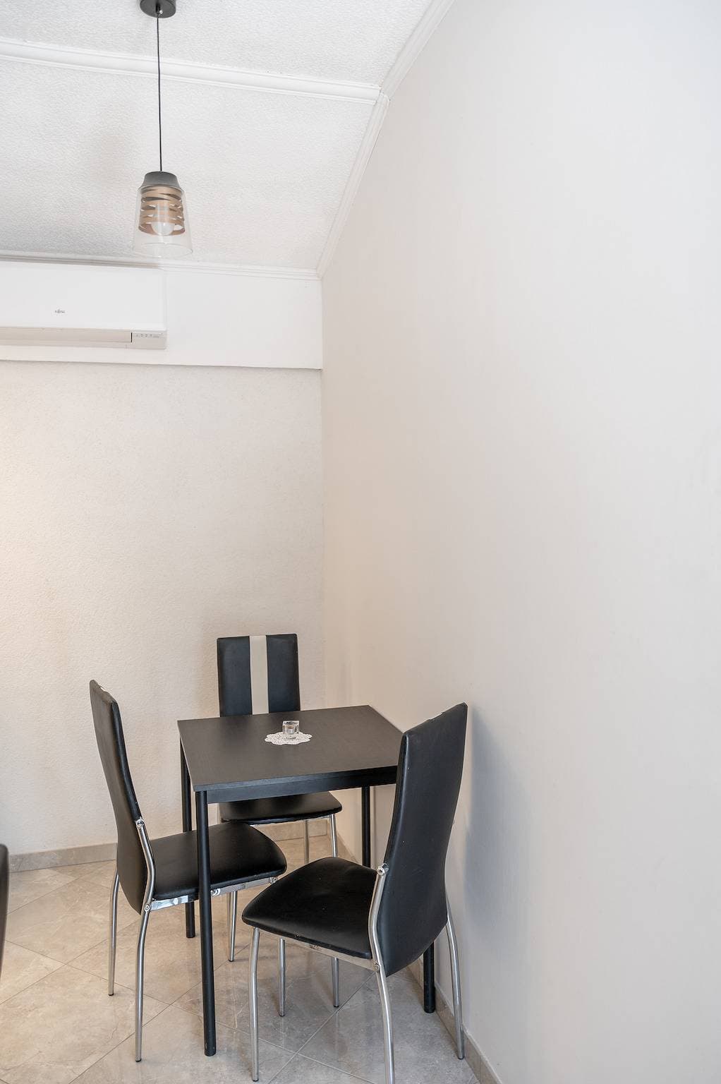 Foto 6 von 12: Privates kleines Haus, Studio Invita