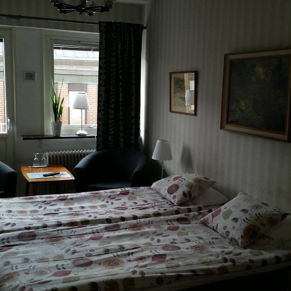 Foto 10 von 13: Twin Room with Shared Shower
