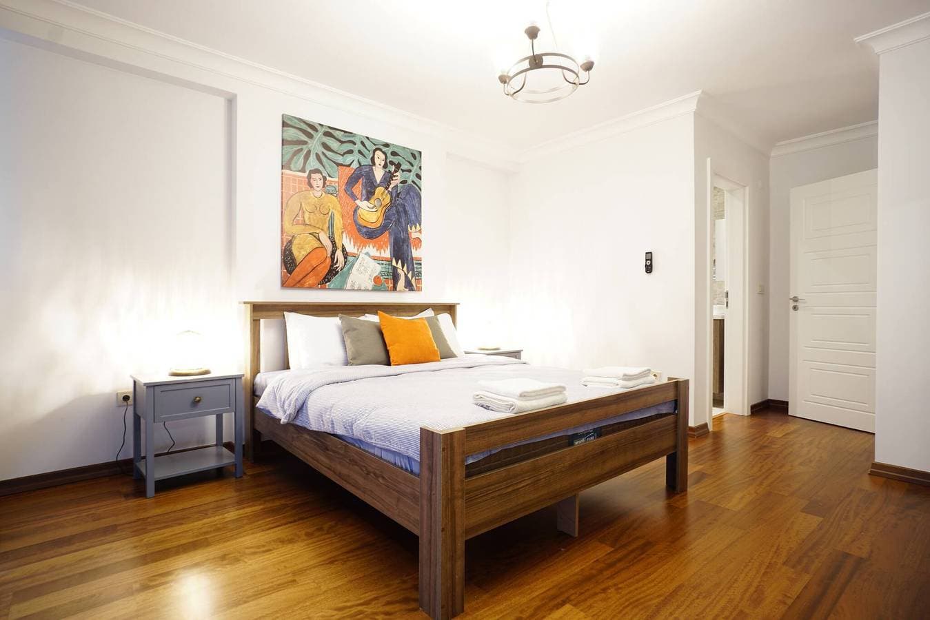 Foto 3 von 54: Elite, geschmackvoll eingerichtet, 3Br