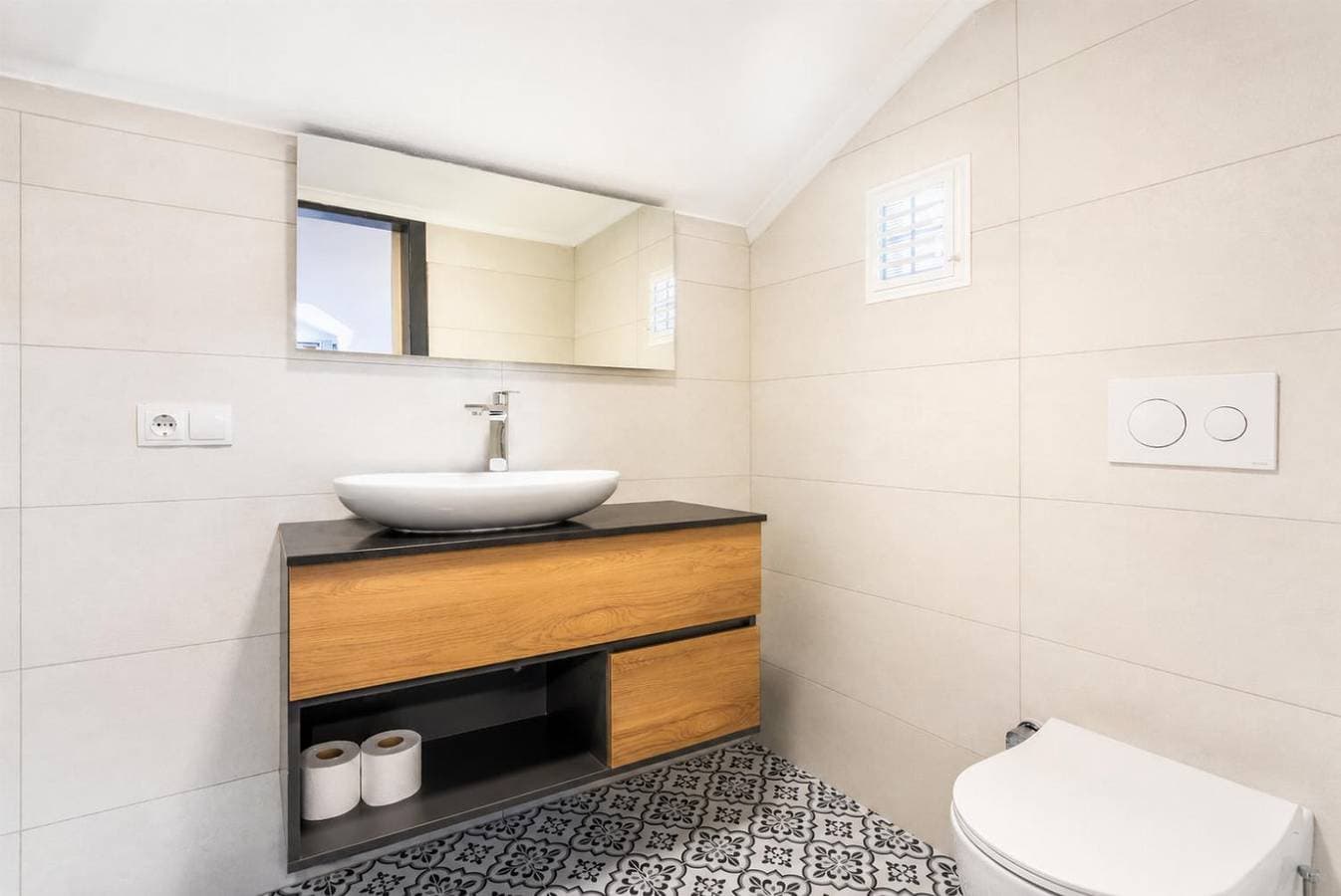 Foto 9 von 19: Villa für 4 Personen mit Balkon