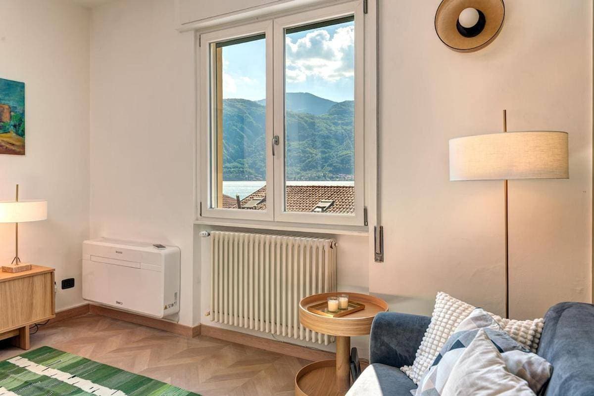 Design e Vista Lago Beachfront Oasis with AC e WiFi 1
