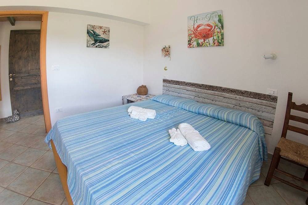 Foto 3 von 27: Villa Paradiso, in the beach by foot, big garden,  Wifi, all inclusive