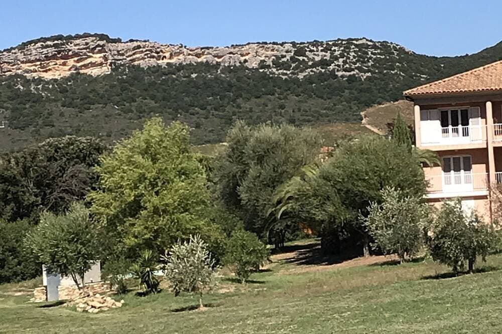 Foto 6 von 30: Komfortable wohnung typ f2 im herzen des weingartens mit schwimmbad