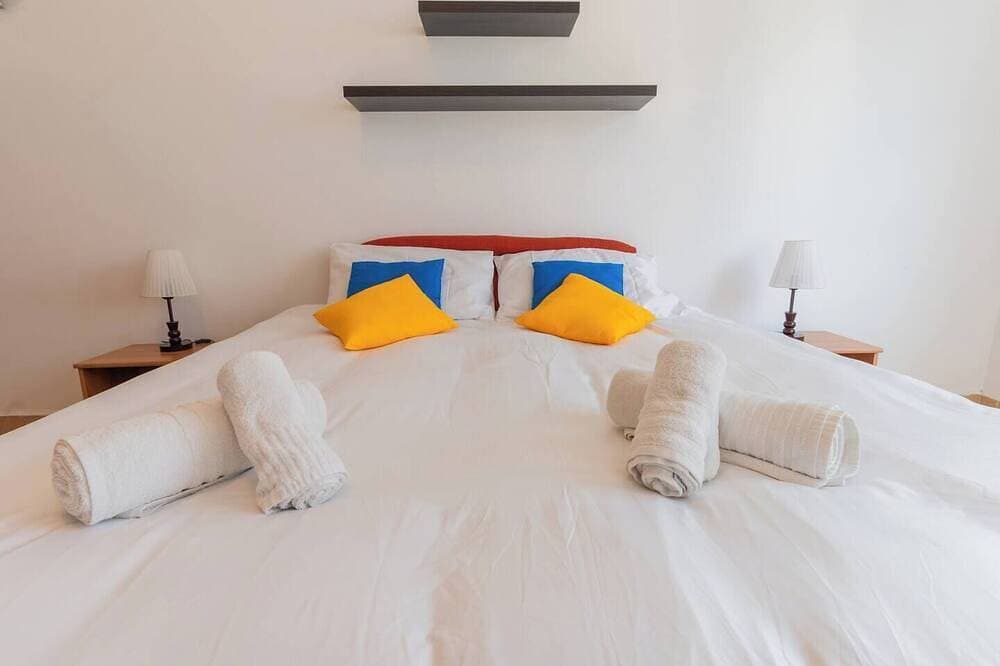 Foto 9 von 30: The King at Roulette | Modern Apartment, Paceville