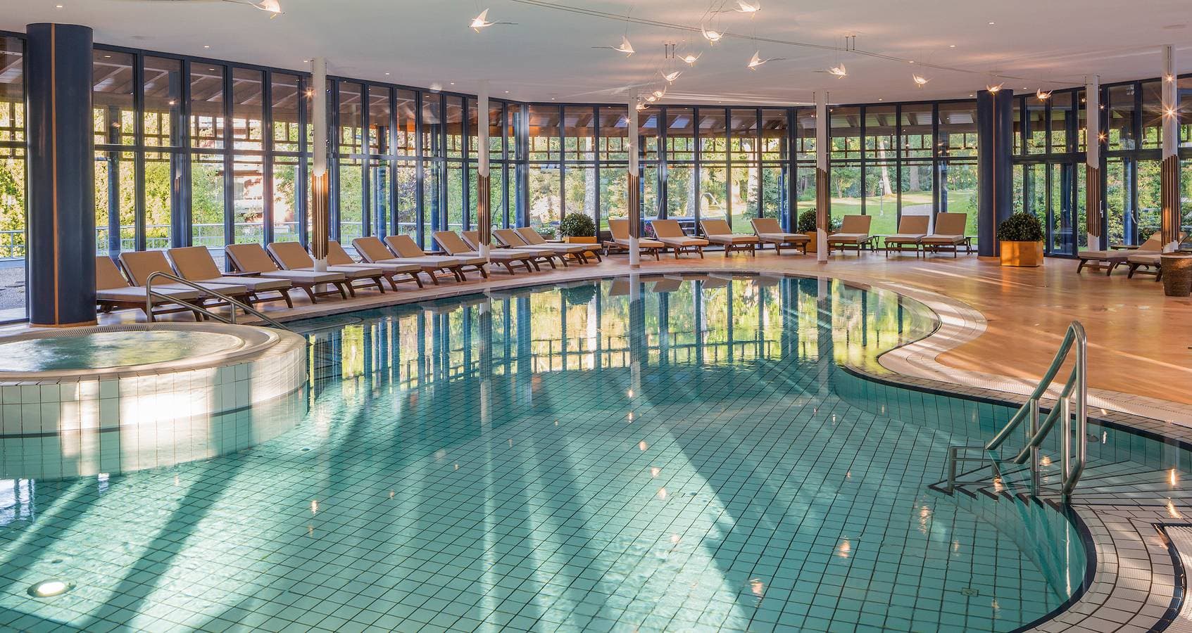 Foto 10 von 13: Parkhotel Adler - Doppelzimmer Classic mit Badewanne und/oder Dusche
