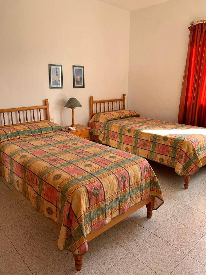 Foto 11 von 17: Two-Bedroom Apartment with Sea View (4 Adults)
