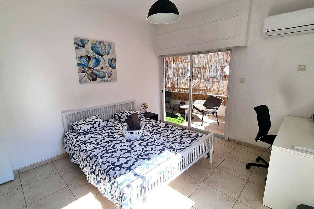 Foto 7 von 28: Center 2br | 250m walk from beach | parking :)