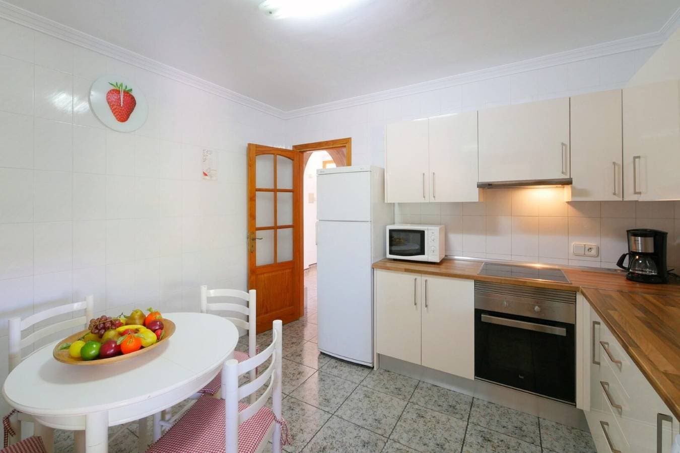 Foto 10 von 38: Ferienhaus 'Ca Na Cati' mit WLAN, Klimaanlage, Pool, Garten, Terrasse und Balkon