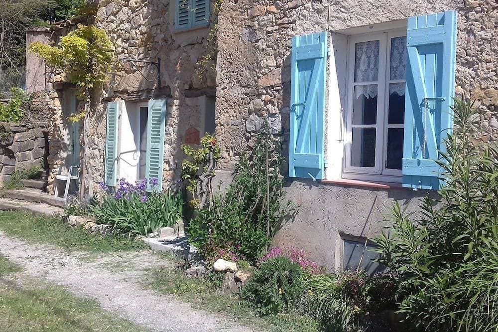 Altes Haus in einem Weiler in der Provence zwischen Flayosc und Lorgues (Var) 1