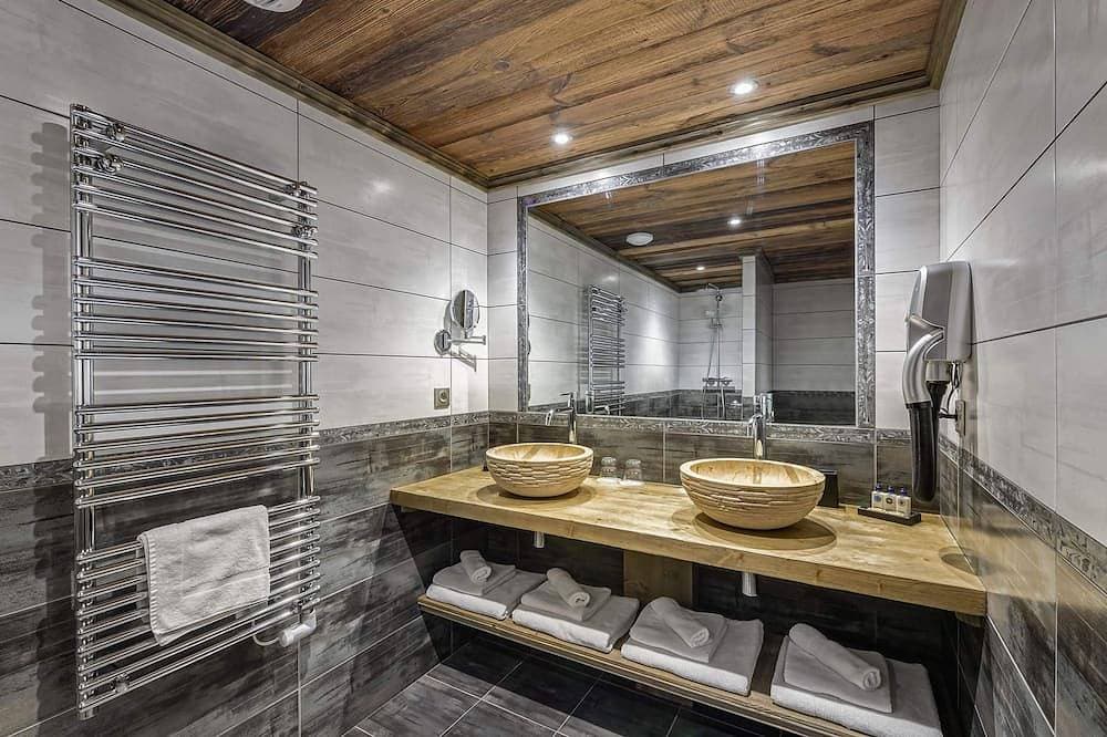 Foto 3 von 8: Wunderschönes Luxuschalet in Courchevel Le Praz