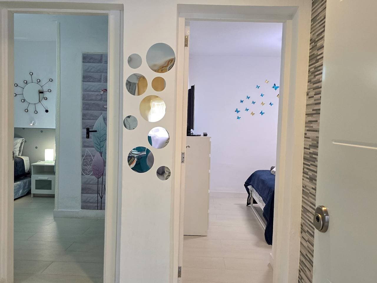 Foto 4 von 25: Moderne Ferienwohnung mit zwei Schlafzimmern und vier Pools in Costa del Silencio, Arona