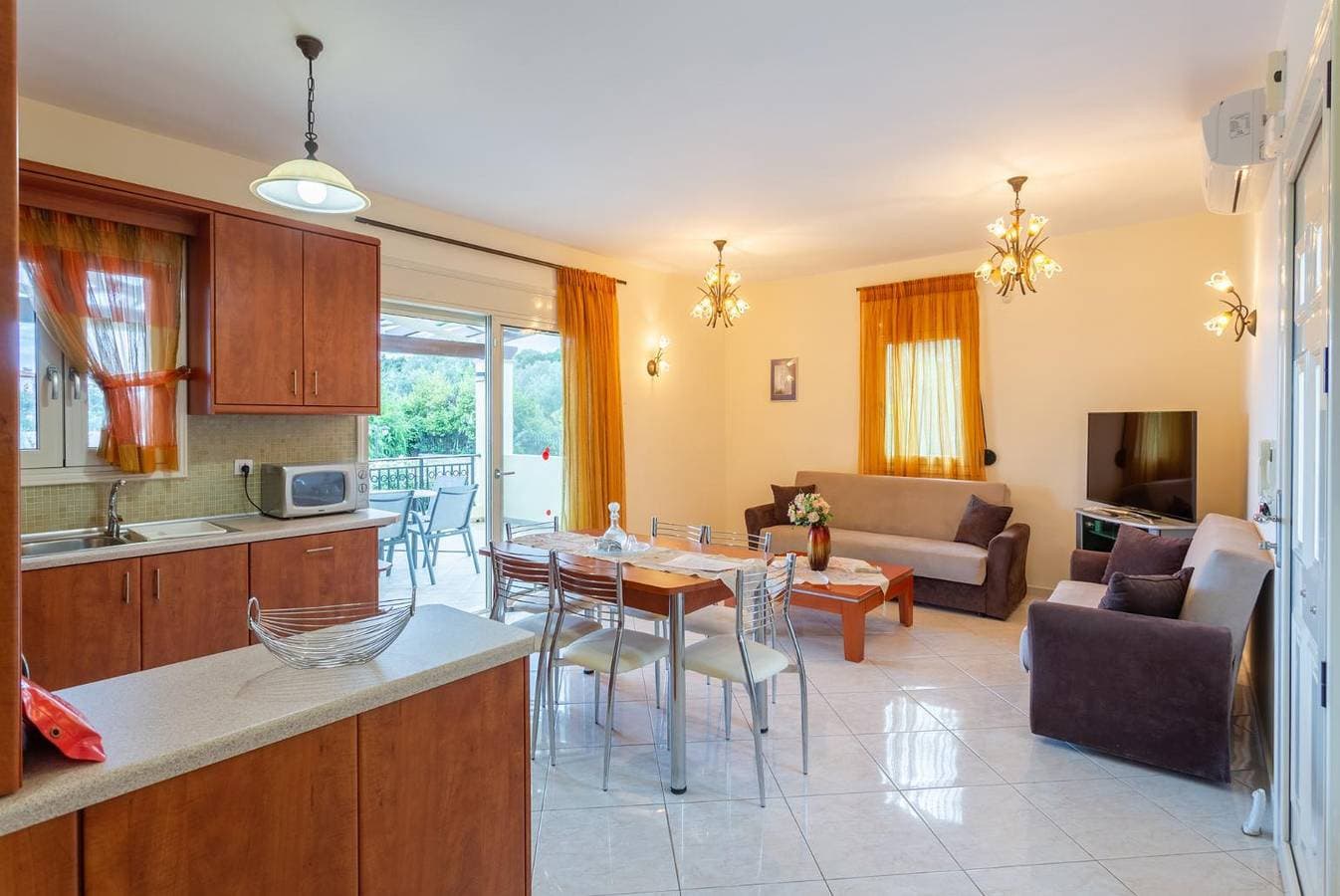 Foto 10 von 30: Villa für 6 Personen mit Terrasse