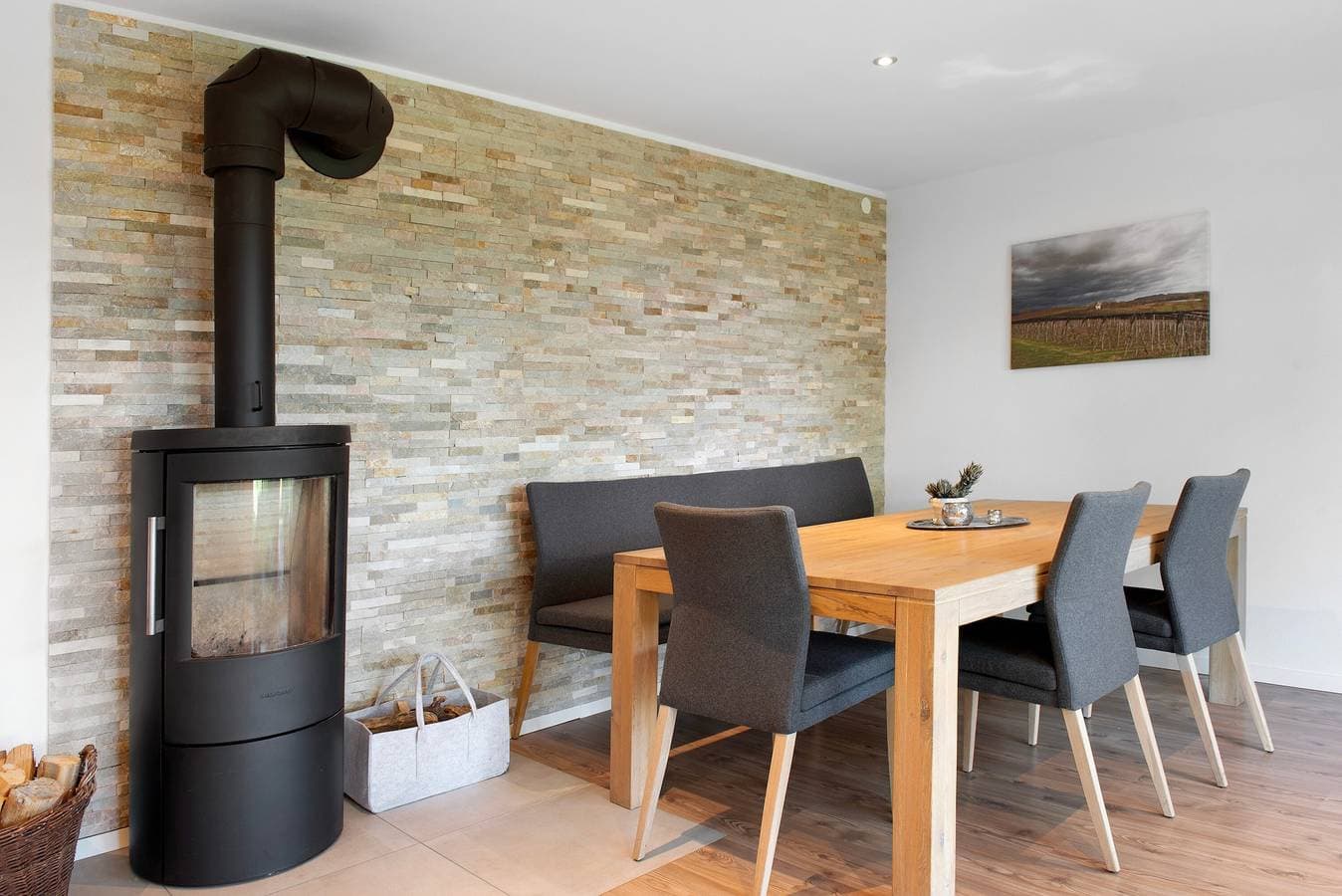 Foto 9 von 30: Ferienwohnung 'Fewo Fuchs' mit Privatterrasse, Gemeinschaftsgarten und WLAN