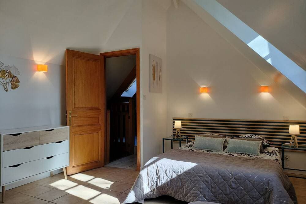 Foto 5 von 30: Cottage-Komfort-Ensuite mit Dusche-Gartenblick-Gîte Le Douaire