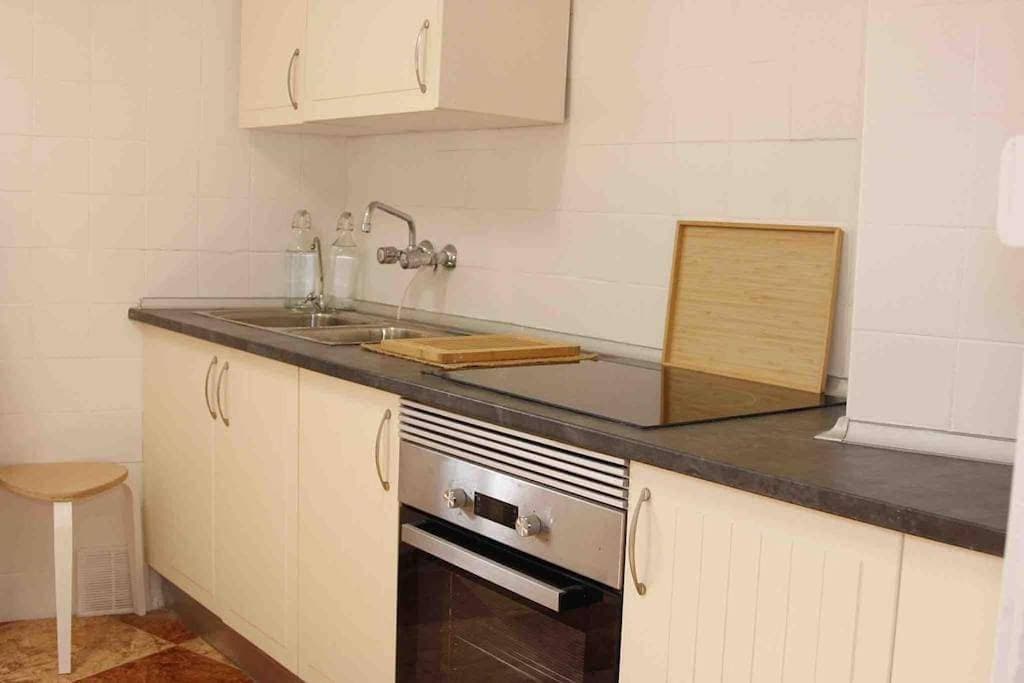 Foto 4 von 39: Three-Bedroom House