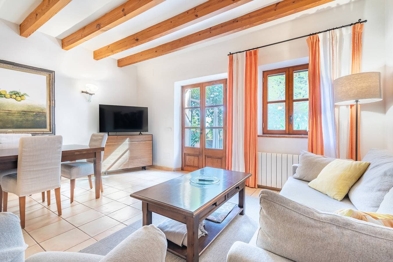 Foto 6 von 26: Villa 'Es Lledoner 3' mit Bergblick, Gemeinschaftspool und WLAN