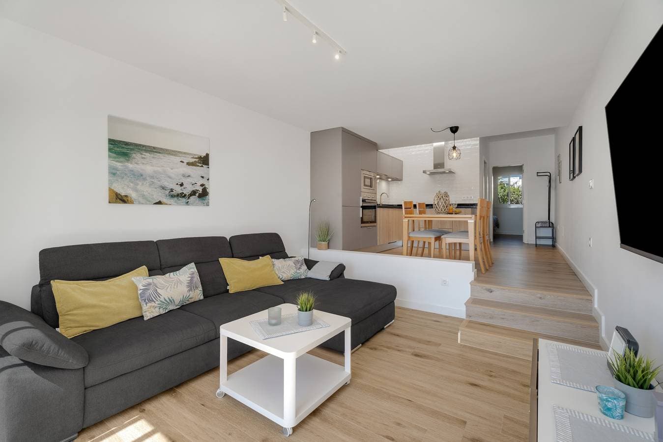 Foto 5 von 27: Ferienwohnung 'Agua Y Sol I' mit Meerblick, Gemeinschaftspool und WLAN