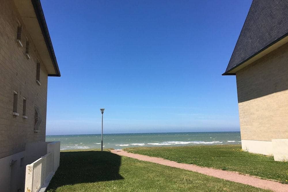 Foto 7 von 13: 2-Zimmer-Wohnung mit Meerblick, Loggia, Parkplatz und voller Ausstattung