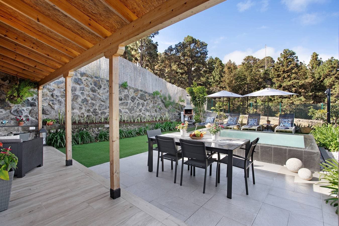 Foto 4 von 36: Wunderschönes „Casa Adayeim 1“ mit Pool, WLAN, Terrassen, Meer- und Bergblick