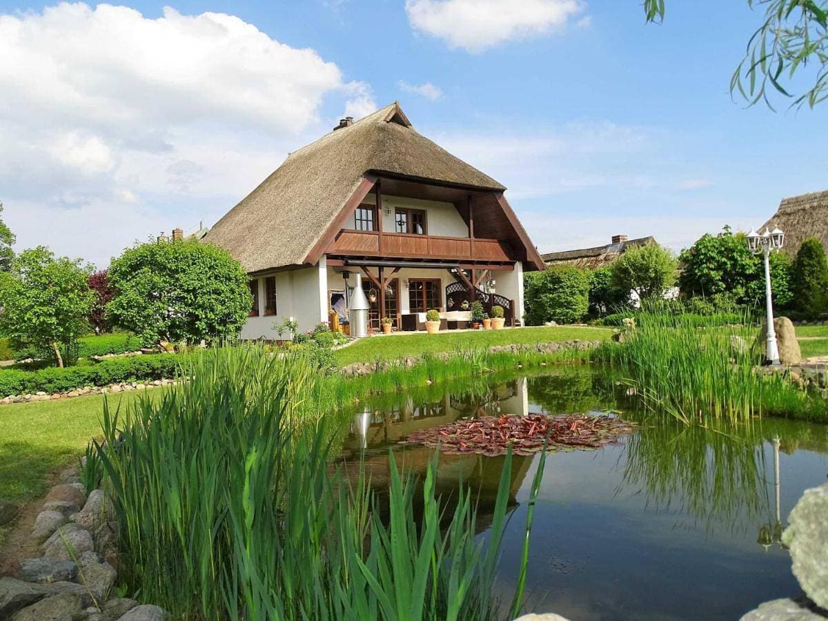 Land FeWo am Teich- Reet gedeckt - Ostseenah - bei Binz 1