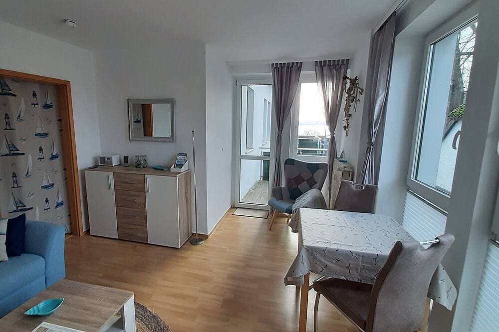 Foto 6 von 15: \"Else Boddenkieker\" - gemütliche Ferienwohnung nah am Wasser und mit Meerblick
