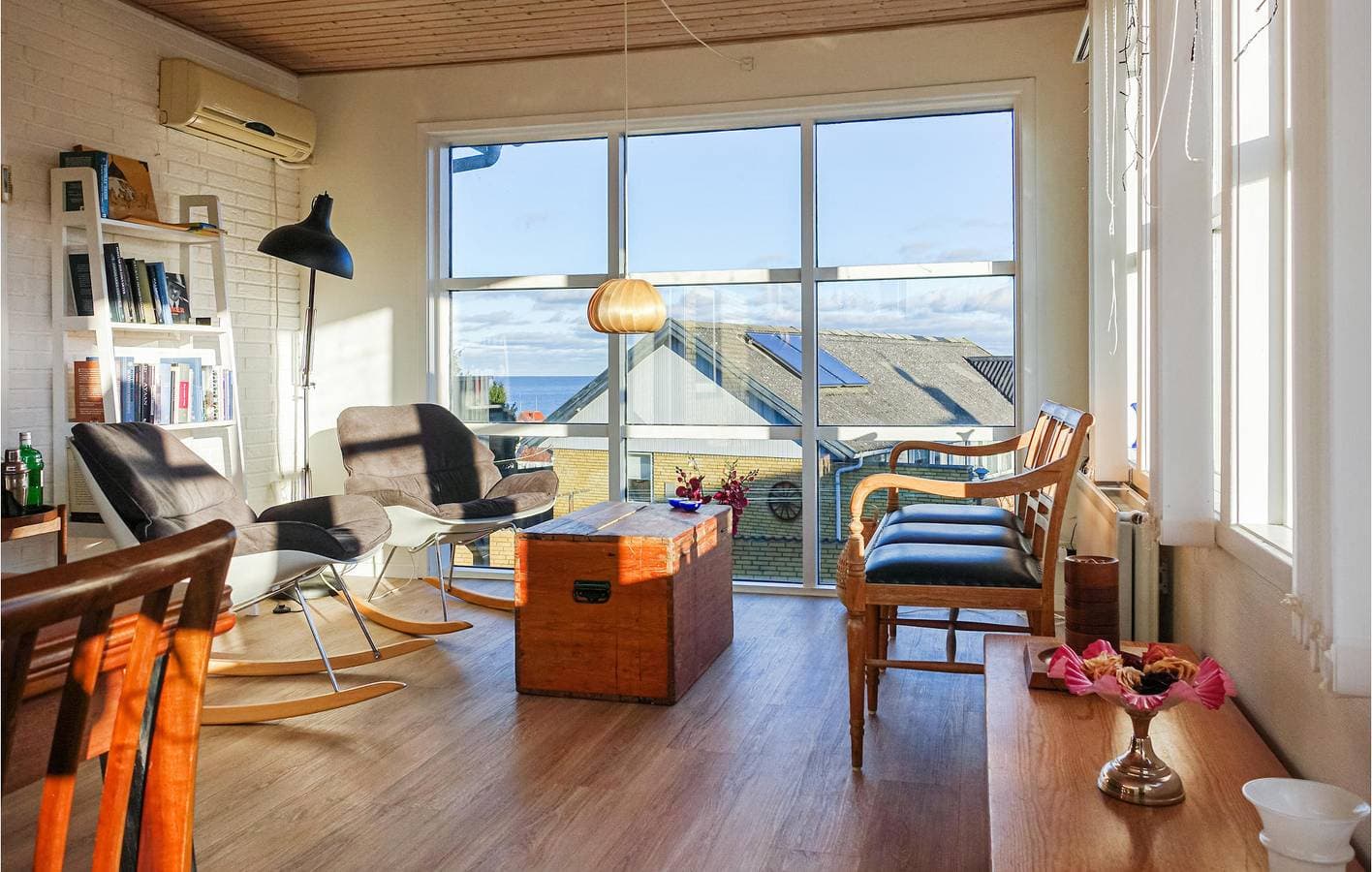 Foto 3 von 35: Ferienhaus für 6 Personen mit Terrasse