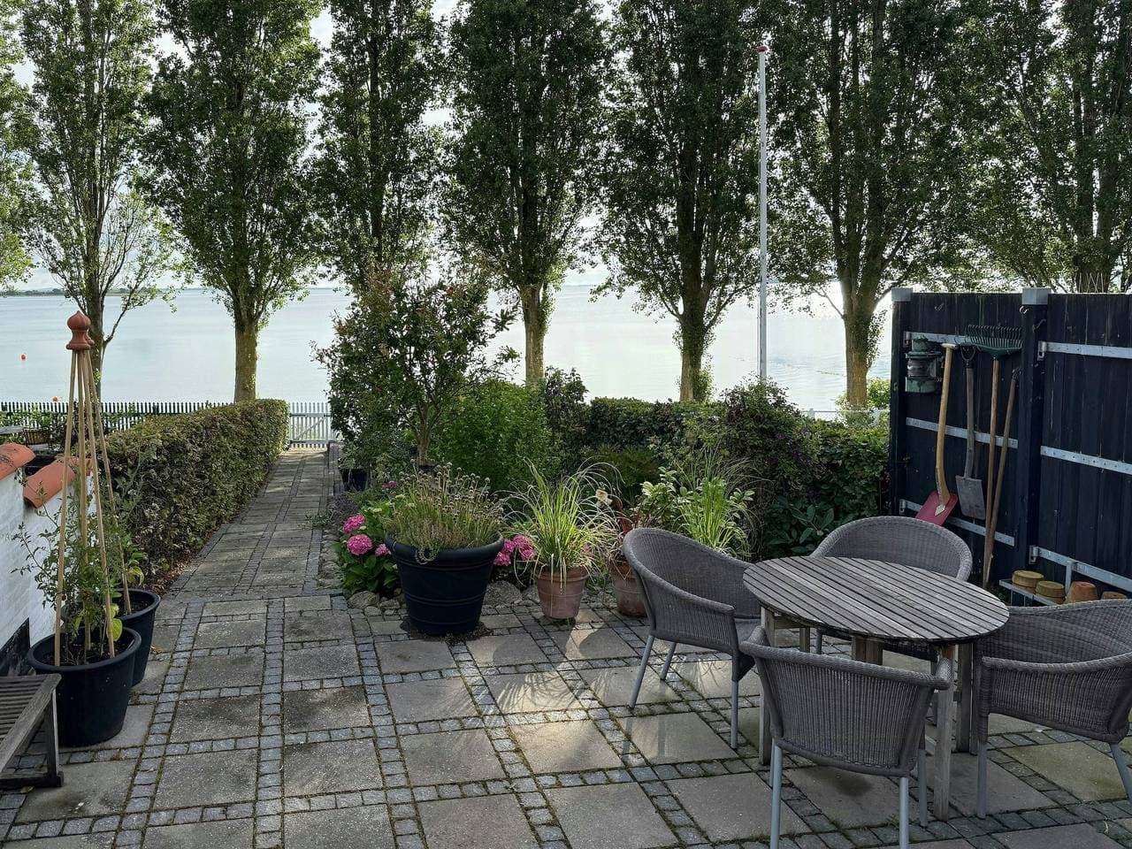 Foto 13 von 19: Schönes Stadthaus in erster Reihe zum Meer