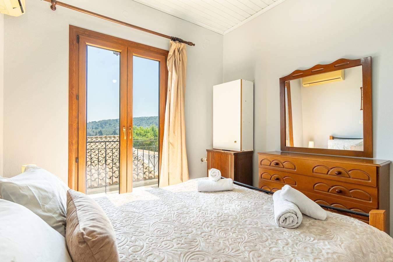 Foto 10 von 23: Ferienhaus 'Victoria's House' mit Meerblick, WLAN und Klimaanlage