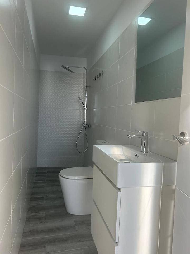 Foto 12 von 14: Two-Bedroom Apartment