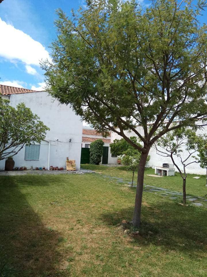 Foto 8 von 13: Three-Bedroom Townhouse