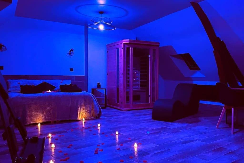 Love Room Le Chalet / Jacuzzi / Sauna 1