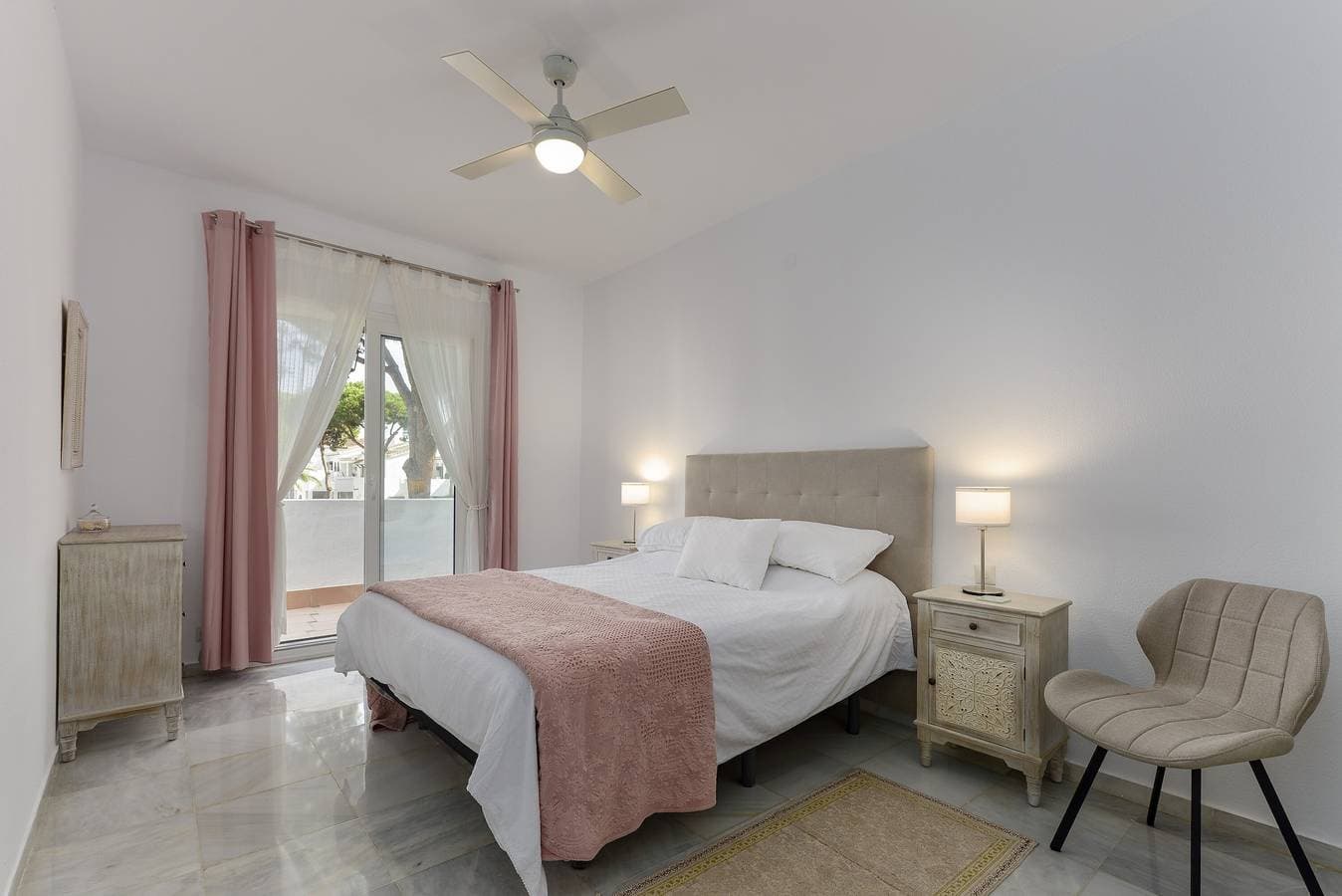 Foto 10 von 35: Wunderschönes Penthouse in El Presidente mit WLAN, 5 Pools und Tennisplätzen