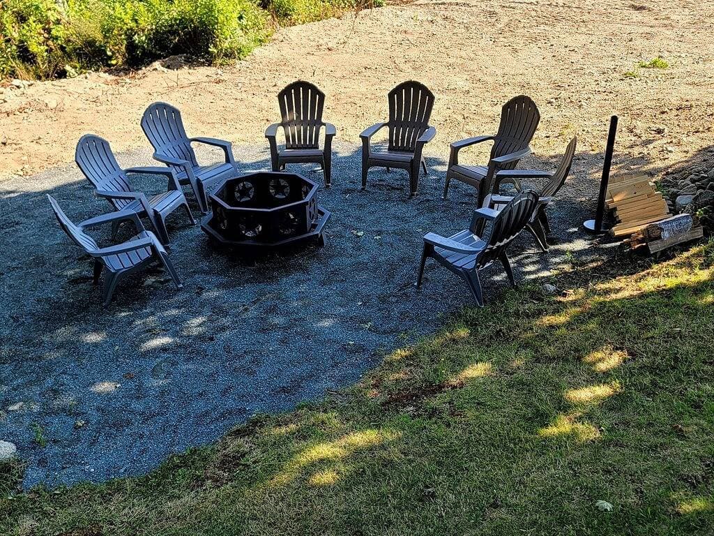 Foto 3 von 17: Perfectly Centered in the Birch Harbor Village!