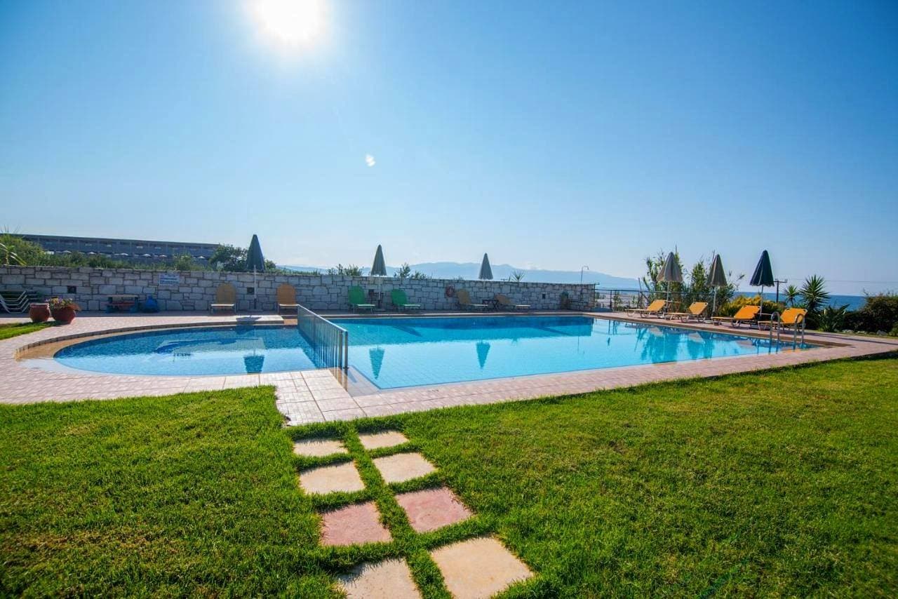 Foto 4 von 11: Studio Apartment with Sea View