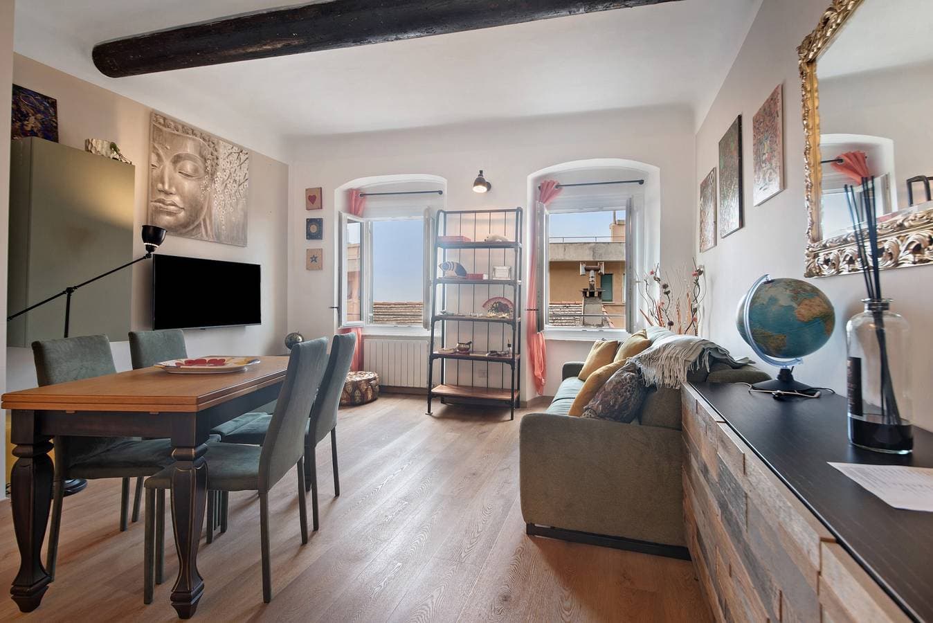 Foto 2 von 27: Ferienwohnung 'Giada's Retreat' mit Meerblick, Wi-Fi und Klimaanlage