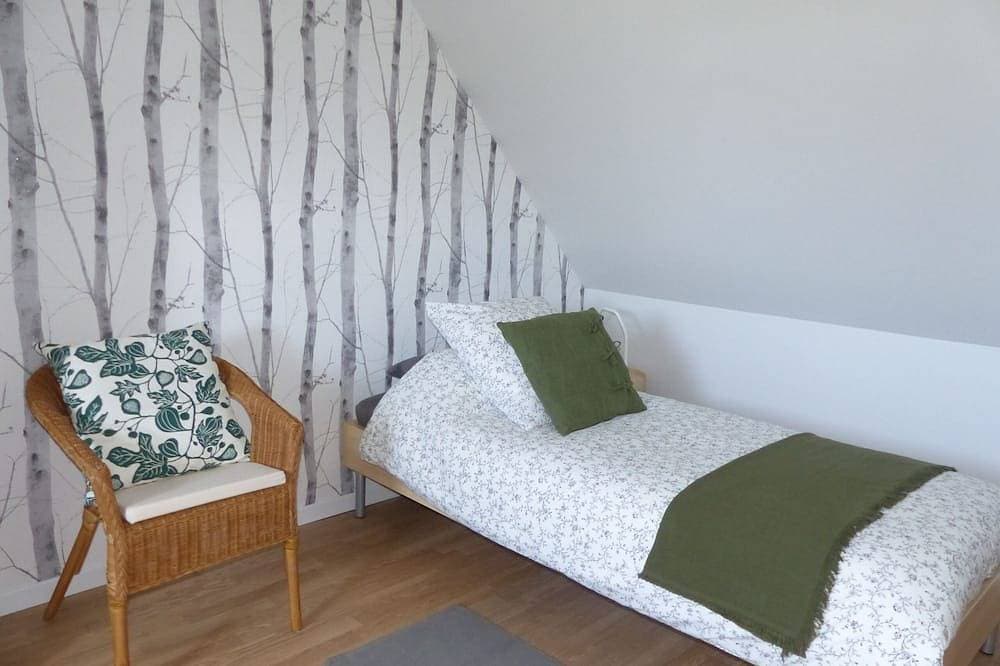 Foto 10 von 30: Pistache-Gîte-Ensuite mit Dusche-Gartenblick
