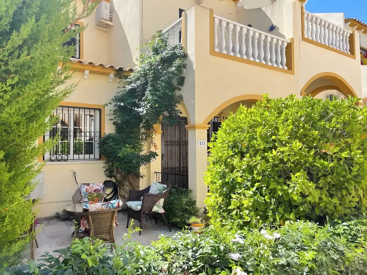 Foto 7 von 26: Charmante ganzjährige Villa mit privatem Solarium, Pool und ideal für Haustierbesitzer