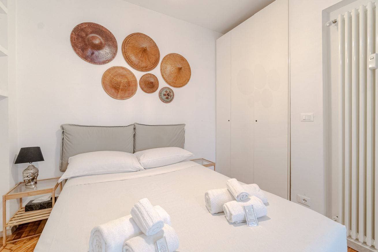 Foto 11 von 27: GuestHost - Elegant Loft x4 - a 500m da Porta Nuova
