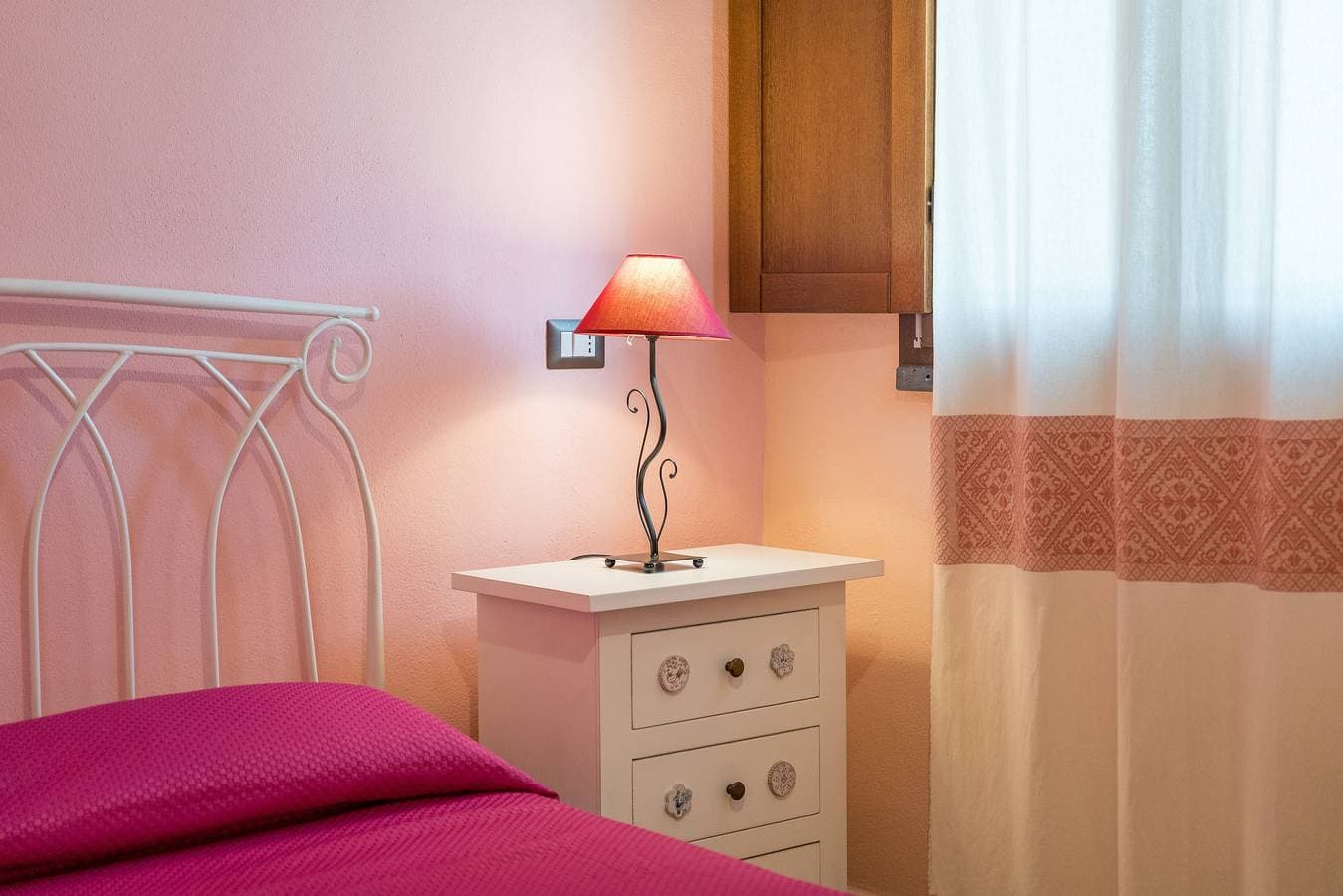 Foto 10 von 26: Ferienhaus 'Casa Stella' mit Blick auf den See, WLAN und Klimaanlage